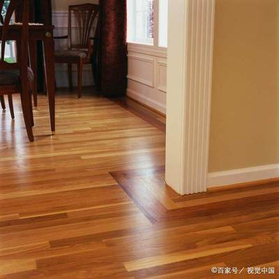 家庭裝修地面材料選擇 木地板、瓷磚與塑膠地板對(duì)比分析